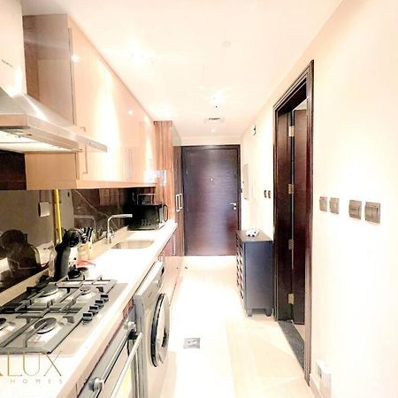 Lovely Big Studio W/ Burj Khalifa View In Downtown Ντουμπάι Εξωτερικό φωτογραφία