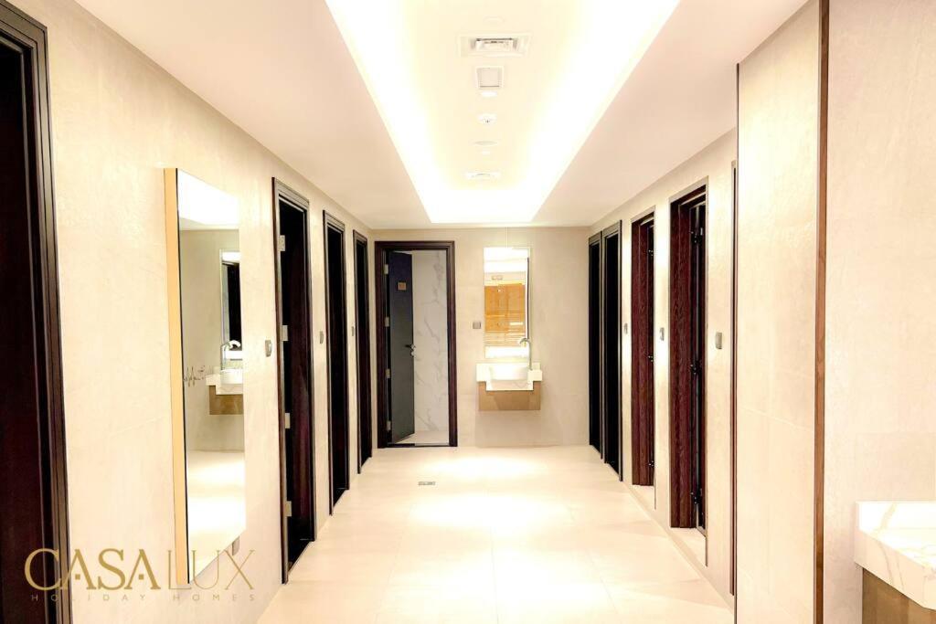 Lovely Big Studio W/ Burj Khalifa View In Downtown Ντουμπάι Εξωτερικό φωτογραφία